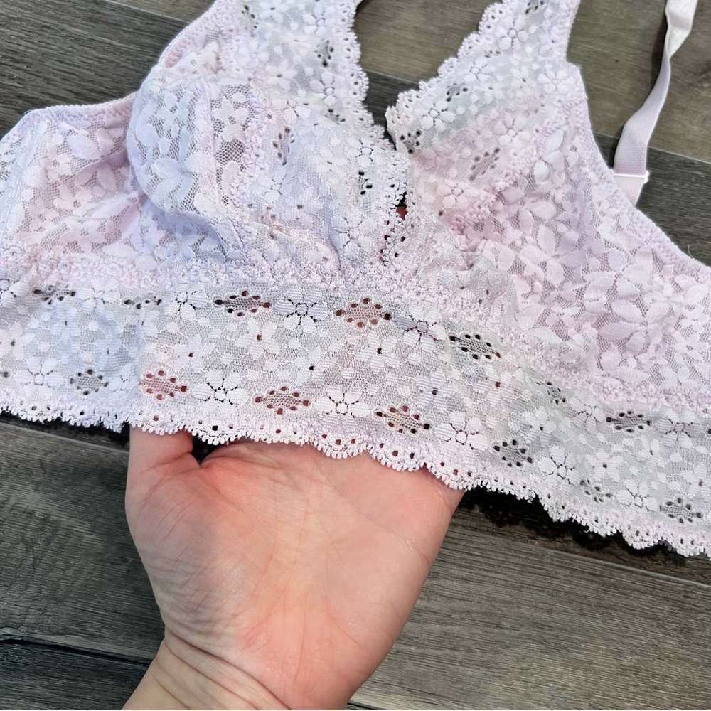 Wacoal Halo Lace Wire Free Bralette, Adjustable Straps, Size 36 - Picture 2 of 7